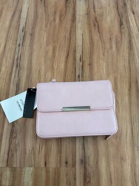 attention Blush Pink Crossbody Bag with Gold Accent